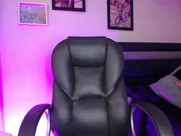 lauwild_ from Chaturbate