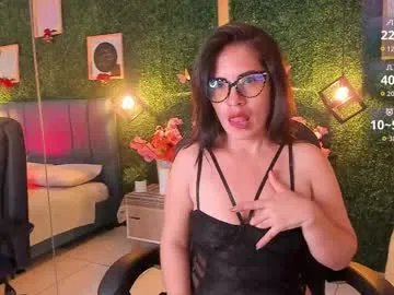 linagh from Chaturbate