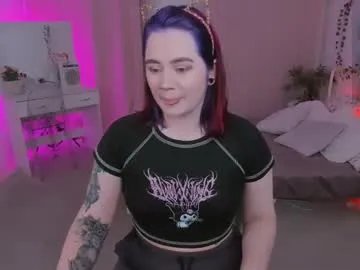 lunaali from Chaturbate