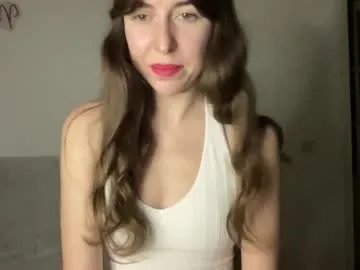 maroonaaa from Chaturbate