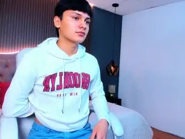 maxii18_ from Chaturbate