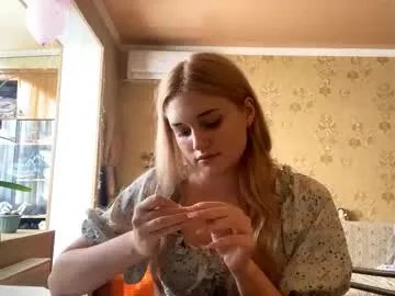 melaniepavan from Chaturbate