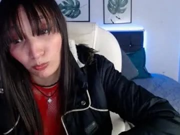 mia_collens_ from Chaturbate