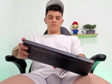 mikecooper_ from Chaturbate