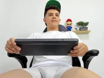 mikecooper_ from Chaturbate