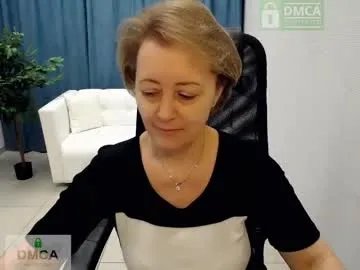 mona_w