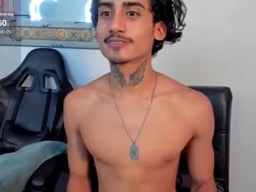 mr_strike from Chaturbate