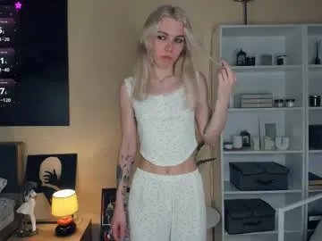 myviolet_rush from Chaturbate
