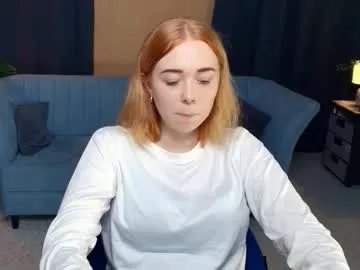 nelliemathers from Chaturbate