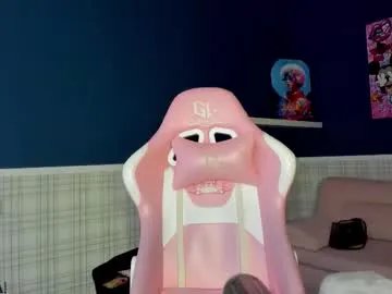  nicole_charm chat room