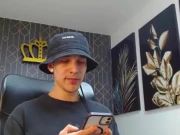 Discover the cute stripper noah_brigth from Chaturbate. He knows exactly how to arouse your sluttiest whims and entertain his attraction on you, loves uncovering on camera while being followed, Noah_brigth from Chaturbate