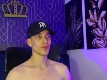 Discover the cute stripper noah_brigth from Chaturbate. He knows exactly how to arouse your sluttiest whims and entertain his attraction on you, loves uncovering on camera while being followed, Noah_brigth from Chaturbate