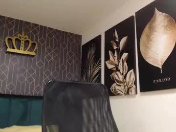 Discover the cute stripper noah_brigth from Chaturbate. He knows exactly how to arouse your sluttiest whims and entertain his attraction on you, loves uncovering on camera while being followed, Noah_brigth from Chaturbate