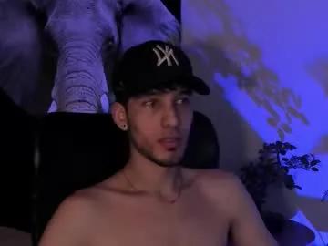 Discover the cute stripper noah_brigth from Chaturbate. He knows exactly how to arouse your sluttiest whims and entertain his attraction on you, loves uncovering on camera while being followed, Noah_brigth from Chaturbate