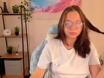 noora_moore from Chaturbate