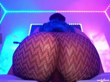 oxlemon from Chaturbate