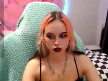 pineapple_dope from Chaturbate