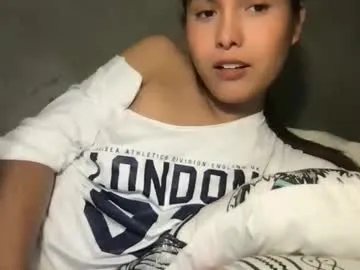 pinky_skylar