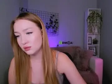playful_sophie from Chaturbate