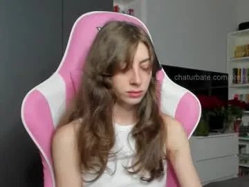 prettysomething from Chaturbate