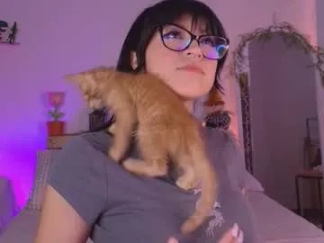 queen_gummy from Chaturbate