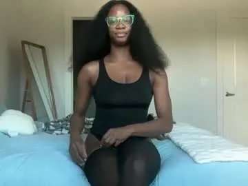 serenitybee from Chaturbate