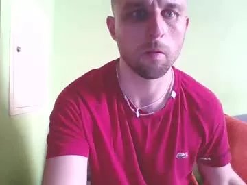 slaveboy32bi from Chaturbate
