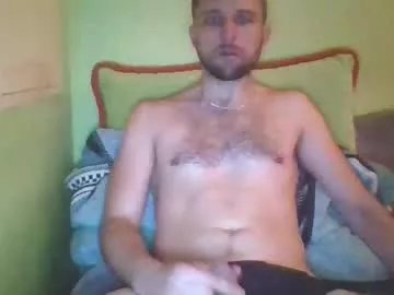 slaveboy32bi from Chaturbate