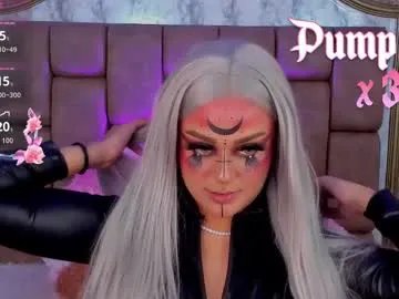 soffiqueen from Chaturbate