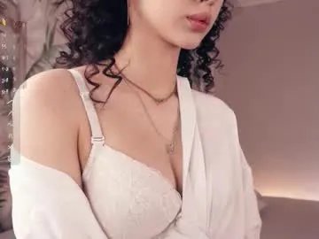 sweetyoops from Chaturbate