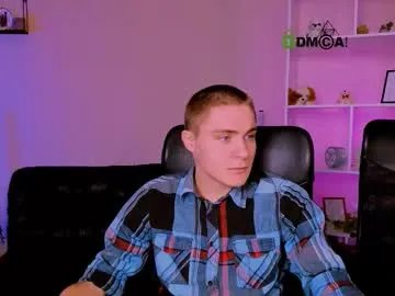 thomas_crow from Chaturbate