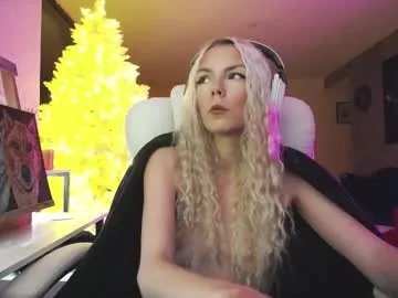 tinykylie from Chaturbate