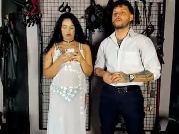  twisted_fantasy_ chat room