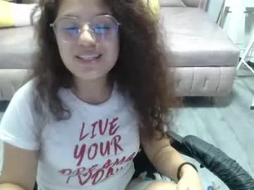 velvet_moon_v from Chaturbate