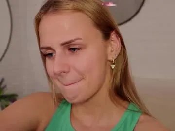 wendy__doll from Chaturbate