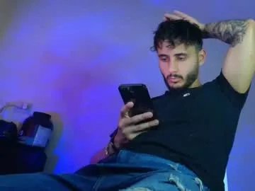 xandercagex from Chaturbate