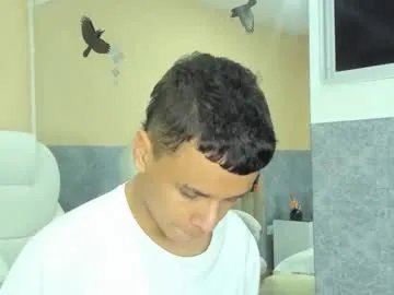 xavier_fox__ from Chaturbate