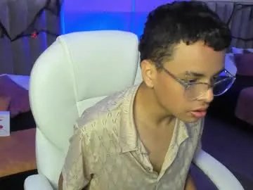 xavier_fox__ from Chaturbate