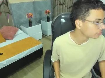 xavier_fox__ from Chaturbate