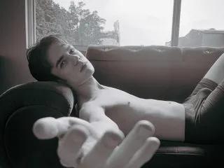 VIKTORNOIR from Streamate is Group