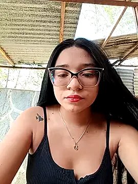 -VICKKY from StripChat
