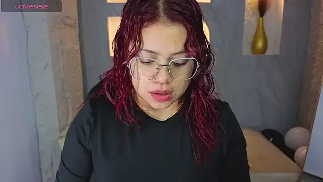  _Ambar72_b chat room