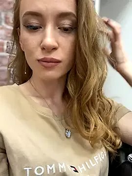 _AngelMoon_ from StripChat