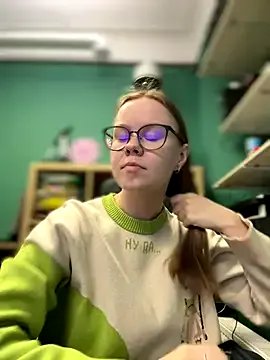 _CherryBloom_ from StripChat