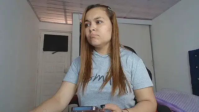 _julietta_ from StripChat