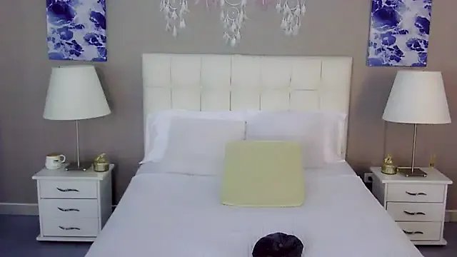 _Maddison_Ivanova_ from StripChat