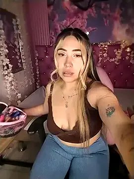 _ManuVeelez from StripChat