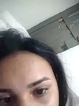 _Miaaleon from StripChat