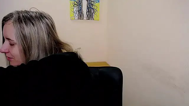 _Nicole_new from StripChat