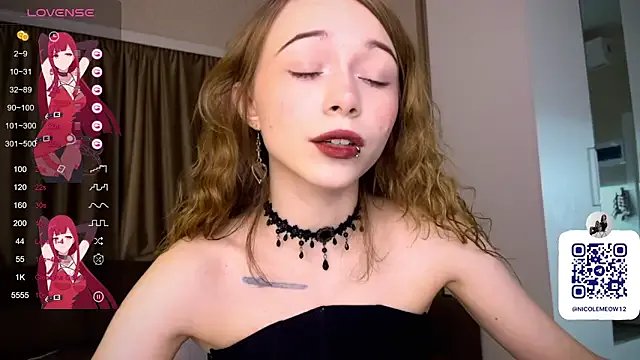 _SofiaBrown from StripChat